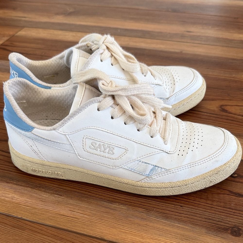 SAYE Women's White and Blue Sneakers